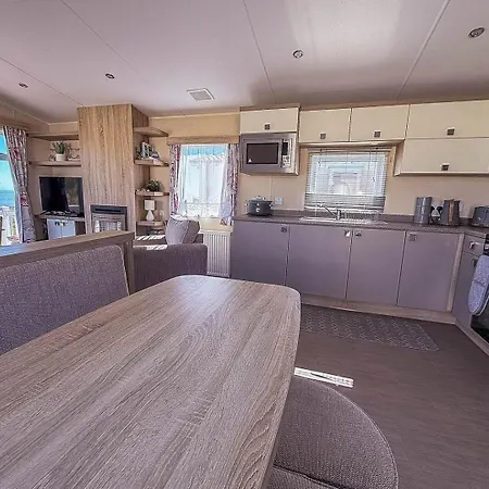 Modern 6 Berth Caravan With Free Wifi Nearby Pakefield Beach Ref 68028Cr Lowestoft Exterior photo